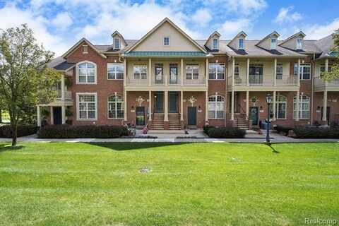 145 E Bay Drive, Walled Lake, MI 48390