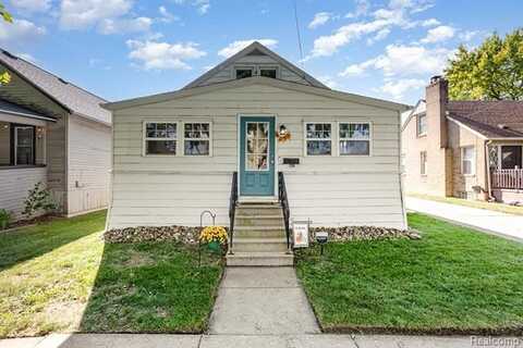 1206 S Farragut Street, Bay City, MI 48708