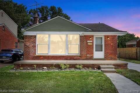 9844 E Clements Circle, Livonia, MI 48150