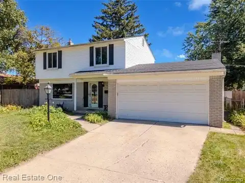41744 Mae Wood Drive, Sterling Heights, MI 48313