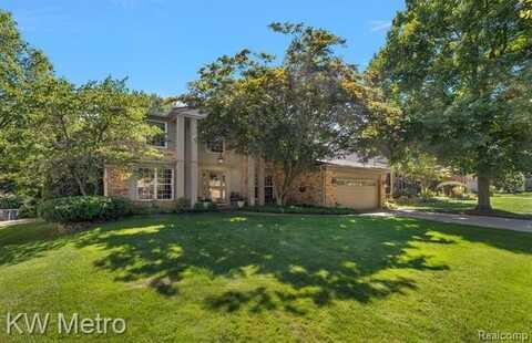 2127 Lancer Drive, Troy, MI 48084