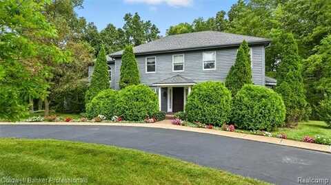 3482 Oak Park Drive, Saline, MI 48176