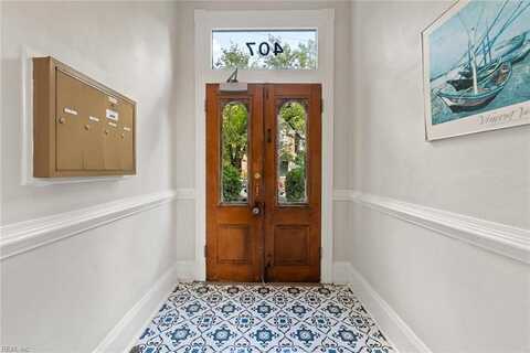 407 Warren Crescent, Norfolk, VA 23507