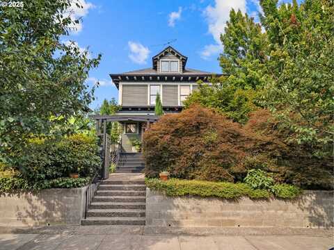 3133 NE RODNEY AVE, Portland, OR 97212