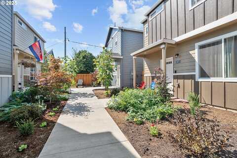 6050 SE 136th AVE, Portland, OR 97236