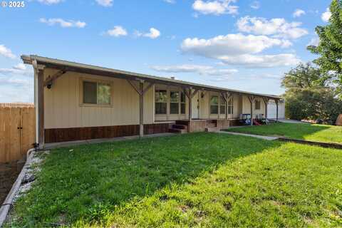 70741 SW DOUGLAS DR, Pendleton, OR 97801