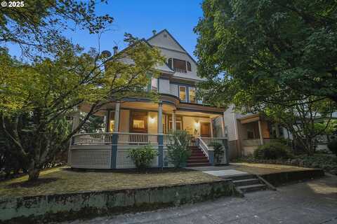 2368 NW LOVEJOY ST, Portland, OR 97210