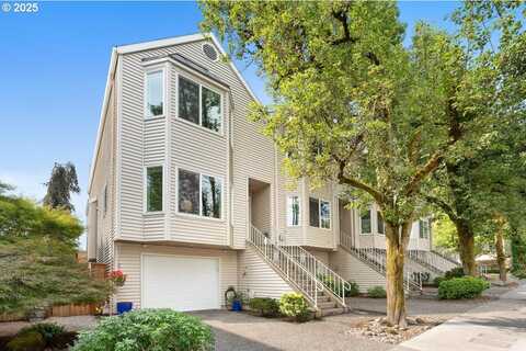 220 S SWEENEY ST, Portland, OR 97239