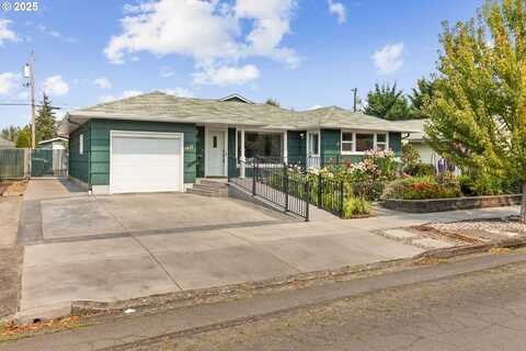 1428 OLYMPIC ST, Springfield, OR 97477
