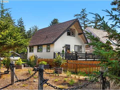 997 N COTTAGE AVE, Gearhart, OR 97138