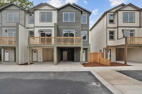 11179 SE STARK ST, Portland, OR 97216