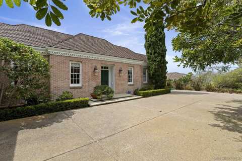 7612 Hillside Dr, La Jolla, CA 92037