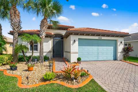 11908 SW Crestwood Circle, Port Saint Lucie, FL 34987