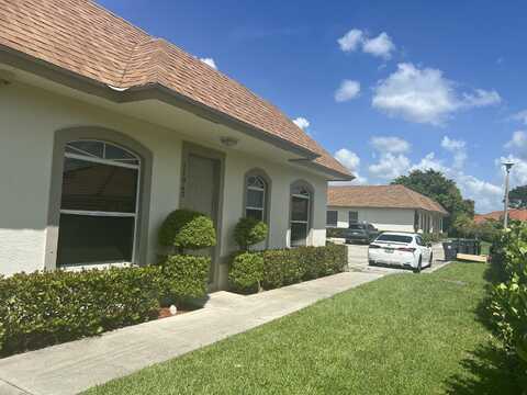 11943 Sturbridge Lane, Wellington, FL 33414