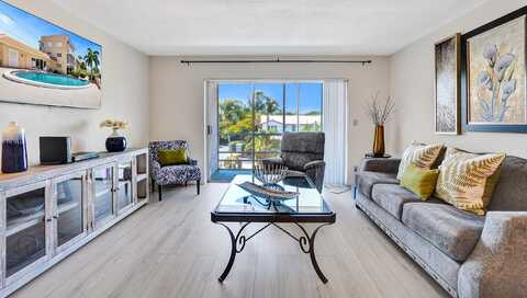 331 SW 8th Street, Boca Raton, FL 33432