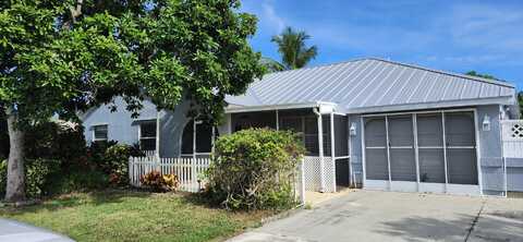 301 SW Whitmore Drive, Port Saint Lucie, FL 34984