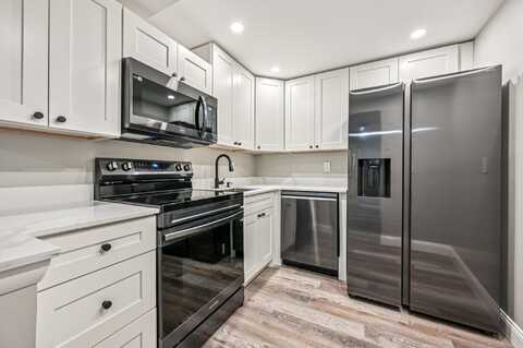 460 NW 20th Street, Boca Raton, FL 33431