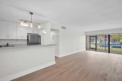 5821 Washington Street, Hollywood, FL 33023