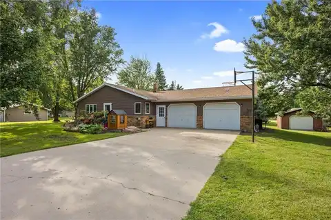 1102 Eckert Street NW, Alexandria, MN 56308