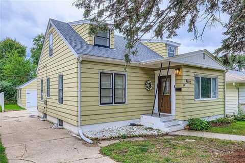 2102 Sherwood Avenue, Saint Paul, MN 55119