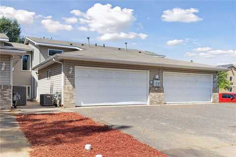 38632 Oakview Avenue, North Branch, MN 55056