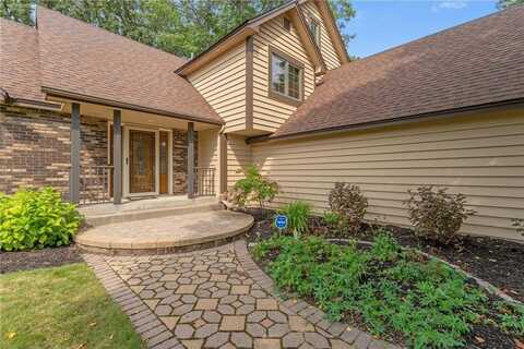 1445 Arden Oaks Drive, Arden Hills, MN 55112