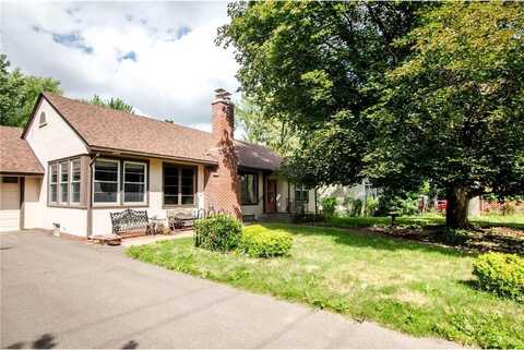 2225 Larpenteur Avenue E, Maplewood, MN 55109