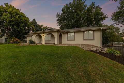 4710 Magnolia Lane N, Plymouth, MN 55442