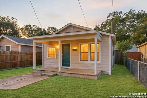 2038 hidalgo, San Antonio, TX 78207