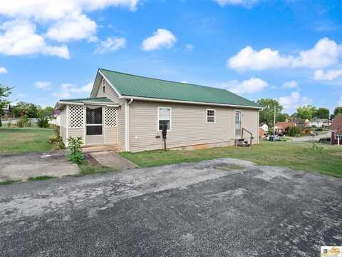 401 W Elk Street, Munfordville, KY 42765