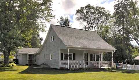 316 Doty Street, Montello, WI 53949