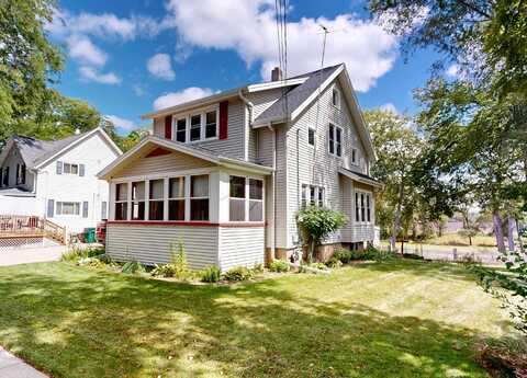 738 N Main Street, Fort Atkinson, WI 53538