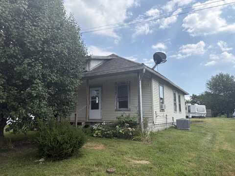 221 Main Street, Boston, IN 47324
