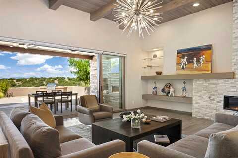 3 Trasera Court, Santa Fe, NM 87506