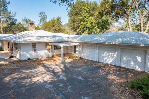 19782 N Old Oregon Trail, Redding, CA 96003