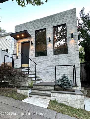 93 Aultman Avenue, Staten Island, NY 10306
