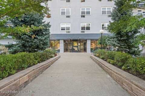 20 Cliff Street, Staten Island, NY 10305