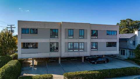 440 Atlantic Ave, Ocean City, NJ 08226