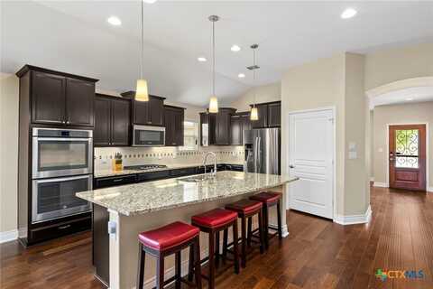 620 Ridgemeadow Drive, New Braunfels, TX 78130