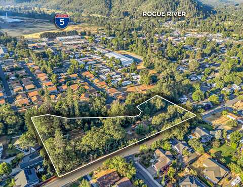 620 3rd Street, Rogue River, OR 97537