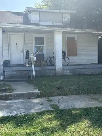 303 E Tennessee Street, Evansville, IN 47711