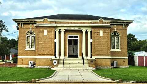 414 Broad Street, Bainbridge, GA 39819