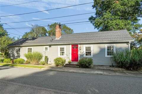 30 Eldredge Avenue, East Greenwich, RI 02818
