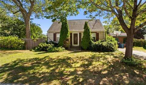 40 Pilgrim Drive, North Kingstown, RI 02852