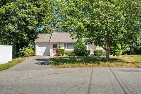 11 Salem Drive, North Providence, RI 02904