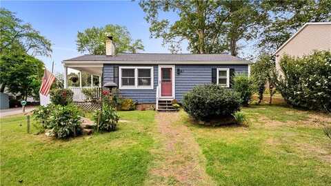 41 Pettaquamscutt Lake Road, Narragansett, RI 02874