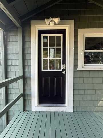 3560 Quaker Lane, North Kingstown, RI 02852