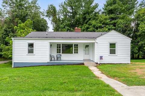 384 E Grayson St, Hillsville, VA 24343