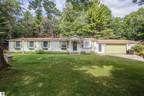 6771 Clearbrook Drive, Saint Helen, MI 48656