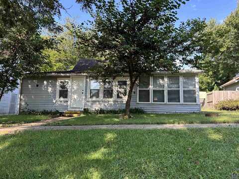 802 Oak ST, Valley Falls, KS 66088